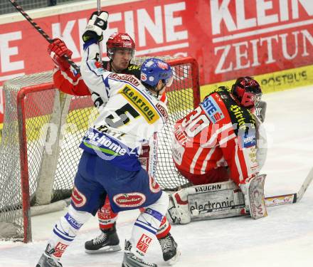 EBEL. Eishockey Bundesliga. EC Pasut VSV gegen EC KAC. RAFFL Thomas (VSV), SWETTE Rene, RATZ Herbert (KAC). Villach, am 26.12.2008.
Foto: Nadja Kuess 


---
pressefotos, pressefotografie, kuess, qs, qspictures, sport, bild, bilder, bilddatenbank