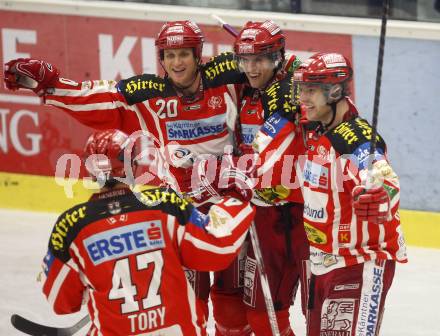 EBEL. Eishockey Bundesliga. EC Pasut VSV gegen EC KAC. Torjubel Mike Craig, Gregor Hager, Herbert Ratz. Villach, am 26.12.2008.
Foto: Kuess 


---
pressefotos, pressefotografie, kuess, qs, qspictures, sport, bild, bilder, bilddatenbank