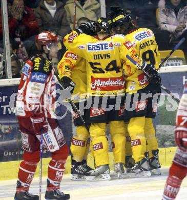 EBEL. Eishockey Bundesliga. KAC gegen EV Vienna Capitals. Torjubel Caps. Klagenfurt, am 28.12.2008.
Foto: Kuess 

---
pressefotos, pressefotografie, kuess, qs, qspictures, sport, bild, bilder, bilddatenbank