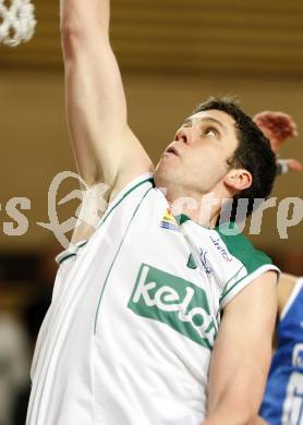 Basketball Bundesliga. Woerthersee Piraten gegen Oberwart Gunners. Erik Rhinehart (Piraten).  Klagenfurt, 26.12.2008
Copyright Kuess

---
pressefotos, pressefotografie, kuess, qs, qspictures, sport, bild, bilder, bilddatenbank