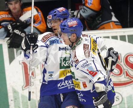 EBEL. Eishockey Bundesliga. EC Pasut VSV gegen EC Graz 99ers. Jubel Thomas Raffl, Robby Sandrock (VSV). Villach, am 30.12.2008.
Foto: Kuess 


---
pressefotos, pressefotografie, kuess, qs, qspictures, sport, bild, bilder, bilddatenbank