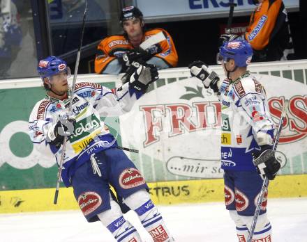 EBEL. Eishockey Bundesliga. EC Pasut VSV gegen EC Graz 99ers. Jubel Thomas Raffl, Robby Sandrock (VSV). Villach, am 30.12.2008.
Foto: Kuess 


---
pressefotos, pressefotografie, kuess, qs, qspictures, sport, bild, bilder, bilddatenbank