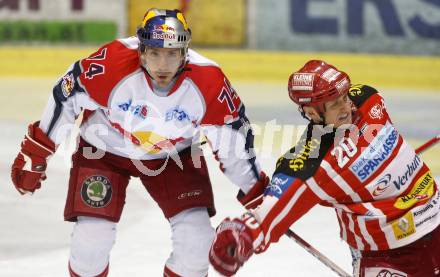 EBEL. Eishockey Bundesliga. EC KAC gegen EC RED BULL SALZBURG. Mike Craig, (KAC), Dieter Kalt (Salzburg). Klagenfurt, am 2.1.2009.
Foto: Kuess 

---
pressefotos, pressefotografie, kuess, qs, qspictures, sport, bild, bilder, bilddatenbank