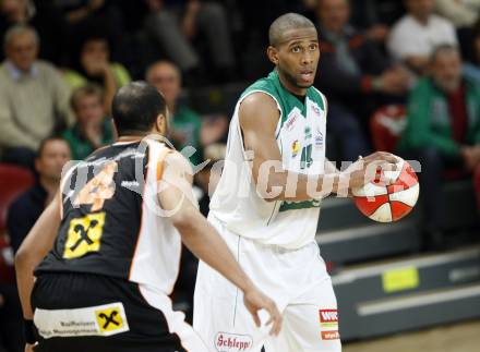 Basketball. Bundesliga. Kelag Woerthersee Piraten gegen BSC Raiffeisen Fuerstenfeld Panthers. Tim Burnette (Piraten). Klagenfurt, 4.1.2009
Foto: Kuess

---
pressefotos, pressefotografie, kuess, qs, qspictures, sport, bild, bilder, bilddatenbank