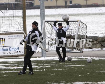 Fussball. Bundesliga. SK Austria Kaernten Trainingsauftakt. Trainer Frenkie Schinkels, Co-Trainer Hannes Reinmayr.  Moosburg, am 5.1.2009
Foto: Kuess

---
pressefotos, pressefotografie, kuess, qs, qspictures, sport, bild, bilder, bilddatenbank