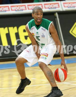 Basketball. Bundesliga. Kelag Woerthersee Piraten gegen BSC Raiffeisen Fuerstenfeld Panthers. Tim Burnette (Piraten). Klagenfurt, 4.1.2009
Foto: Kuess

---
pressefotos, pressefotografie, kuess, qs, qspictures, sport, bild, bilder, bilddatenbank