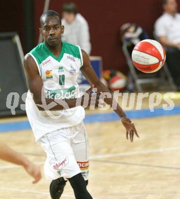 Basketball. Bundesliga. Kelag Woerthersee Piraten gegen BSC Raiffeisen Fuerstenfeld Panthers. Brandon Hartley  (Piraten). Klagenfurt, 4.1.2009
Foto: Kuess

---
pressefotos, pressefotografie, kuess, qs, qspictures, sport, bild, bilder, bilddatenbank