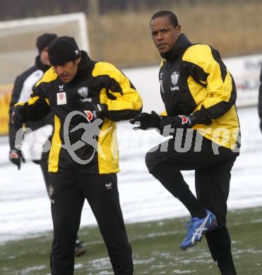 Fussball. Bundesliga. SK Austria Kaernten Trainingsauftakt. Carlos Chaile, Alexandre Chiquinho Da Silva.  Moosburg, am 5.1.2009
Foto: Kuess

---
pressefotos, pressefotografie, kuess, qs, qspictures, sport, bild, bilder, bilddatenbank