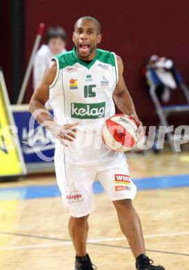 Basketball. Bundesliga. Kelag Woerthersee Piraten gegen BSC Raiffeisen Fuerstenfeld Panthers. Tim Burnette (Fuerstenfeld). Klagenfurt, 4.1.2009
Foto: Kuess

---
pressefotos, pressefotografie, kuess, qs, qspictures, sport, bild, bilder, bilddatenbank