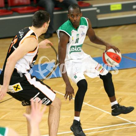 Basketball. Bundesliga. Kelag Woerthersee Piraten gegen BSC Raiffeisen Fuerstenfeld Panthers. Brandon Hartley (Piraten). Klagenfurt, 4.1.2009
Foto: Kuess

---
pressefotos, pressefotografie, kuess, qs, qspictures, sport, bild, bilder, bilddatenbank