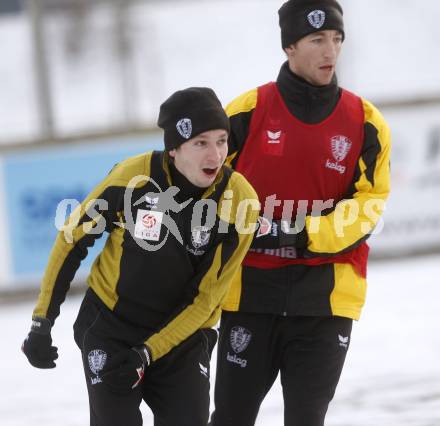 Fussball. Bundesliga. SK Austria Kaernten Trainingsauftakt. Wolfgang Bubenik, Manuel Ortlechner.  Moosburg, am 5.1.2009
Foto: Kuess

---
pressefotos, pressefotografie, kuess, qs, qspictures, sport, bild, bilder, bilddatenbank