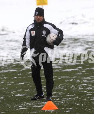 Fussball. Bundesliga. SK Austria Kaernten Trainingsauftakt. Trainer Frenkie Schinkels.  Moosburg, am 5.1.2009
Foto: Kuess

---
pressefotos, pressefotografie, kuess, qs, qspictures, sport, bild, bilder, bilddatenbank