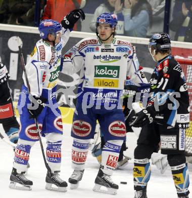 EBEL. Eishockey Bundesliga. EC Pasut VSV gegen EHC LIWEST Linz. Torjubel Benoit Mondou, Jonathan Ferland. Villach, am 6.1.2009.
Foto: Kuess 


---
pressefotos, pressefotografie, kuess, qs, qspictures, sport, bild, bilder, bilddatenbank