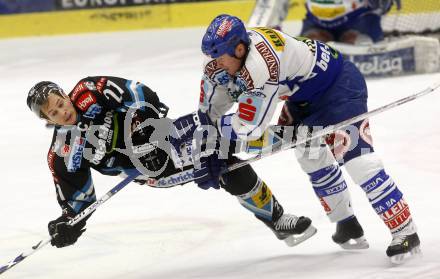 EBEL. Eishockey Bundesliga. EC Pasut VSV gegen EHC LIWEST Linz. Mike Stewart,  (VSV), Philipp Lukas (Linz). Villach, am 6.1.2009.
Foto: Kuess 


---
pressefotos, pressefotografie, kuess, qs, qspictures, sport, bild, bilder, bilddatenbank