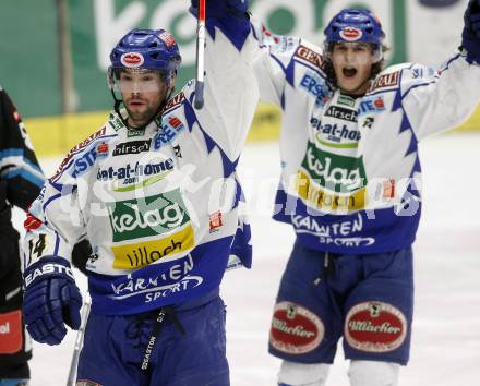 EBEL. Eishockey Bundesliga. EC Pasut VSV gegen EHC LIWEST Linz. Torjubel Justin Mapletoft, Andreas Kristler. Villach, am 6.1.2009.
Foto: Kuess 


---
pressefotos, pressefotografie, kuess, qs, qspictures, sport, bild, bilder, bilddatenbank