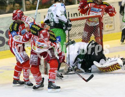 EBEL. Eishockey Bundesliga. KAC gegen HDD TILIA Olimpija Ljubljana. Torjubel CRAIG Michael, SCHNEIDER Andrew (KAC), SILA Ales (Ljubljana). Klagenfurt, am 9.1.2009.
Foto: Kuess 

---
pressefotos, pressefotografie, kuess, qs, qspictures, sport, bild, bilder, bilddatenbank