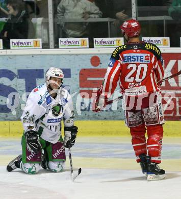 EBEL. Eishockey Bundesliga. KAC gegen HDD TILIA Olimpija Ljubljana. CRAIG Michael (KAC), VNUK Tomaz (Ljubljana). Klagenfurt, am 9.1.2009.
Foto: Kuess 

---
pressefotos, pressefotografie, kuess, qs, qspictures, sport, bild, bilder, bilddatenbank