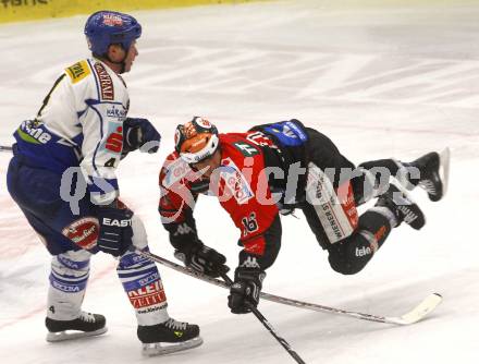 EBEL. Eishockey Bundesliga. EC Pasut VSV gegen HC TWK INNSBRUCK, DIE HAIE. Mike Stewart,(VSV),  Rem Murray  (Innsbruck). Villach, am 9.1.2009.
Foto: Kuess 


---
pressefotos, pressefotografie, kuess, qs, qspictures, sport, bild, bilder, bilddatenbank