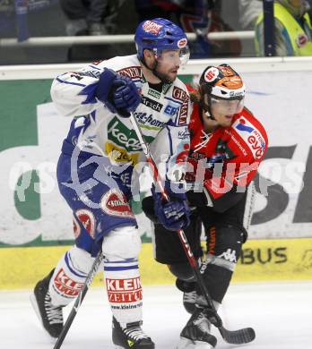 EBEL. Eishockey Bundesliga. EC Pasut VSV gegen HC TWK INNSBRUCK, DIE HAIE. Justin Mapletoft,  (VSV), Harald Ofner (Innsbruck). Villach, am 9.1.2009.
Foto: Kuess 


---
pressefotos, pressefotografie, kuess, qs, qspictures, sport, bild, bilder, bilddatenbank