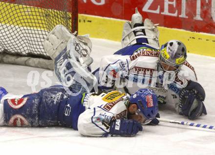 EBEL. Eishockey Bundesliga. EC Pasut VSV gegen EC Red Bull Salzburg. Dan Cavanaugh, Gert Prohaska (VSV). Villach, am 11.1.2009.
Foto: Kuess 


---
pressefotos, pressefotografie, kuess, qs, qspictures, sport, bild, bilder, bilddatenbank