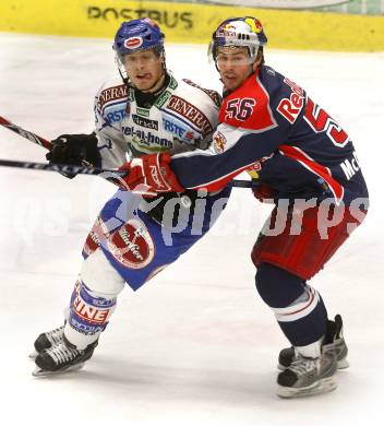 EBEL. Eishockey Bundesliga. EC Pasut VSV gegen EC Red Bull Salzburg. Benoit Mondou,  (VSV), Ryan Th. Mc Donough (Salzburg). Villach, am 11.1.2009.
Foto: Kuess 


---
pressefotos, pressefotografie, kuess, qs, qspictures, sport, bild, bilder, bilddatenbank