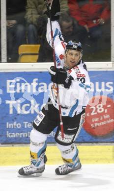 EBEL. Eishockey Bundesliga. EC KAC gegen EHC Liwest Black Wings Linz. Jubel gregor Baumgartner (Linz). Klagenfurt, am 13.1.2009.
Foto: Kuess 

---
pressefotos, pressefotografie, kuess, qs, qspictures, sport, bild, bilder, bilddatenbank