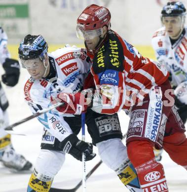 EBEL. Eishockey Bundesliga. EC KAC gegen EHC Liwest Black Wings Linz.  Sean Brown (KAC),  Philipp Lukas (Linz). Klagenfurt, am 13.1.2009.
Foto: Kuess 

---
pressefotos, pressefotografie, kuess, qs, qspictures, sport, bild, bilder, bilddatenbank