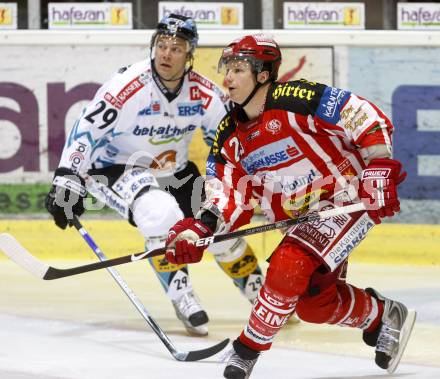 EBEL. Eishockey Bundesliga. EC KAC gegen EHC Liwest Black Wings Linz.  Kirk Furey (KAC),  Markus Matthiasson (Linz). Klagenfurt, am 13.1.2009.
Foto: Kuess 

---
pressefotos, pressefotografie, kuess, qs, qspictures, sport, bild, bilder, bilddatenbank