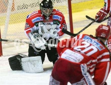 EBEL. Eishockey Bundesliga. KAC gegen HC TWK Innsbruck. CRAIG Michael (KAC), BACHER Markus (Innsbruck). Klagenfurt, am 16.1.2009.
Foto: Kuess 

---
pressefotos, pressefotografie, kuess, qs, qspictures, sport, bild, bilder, bilddatenbank