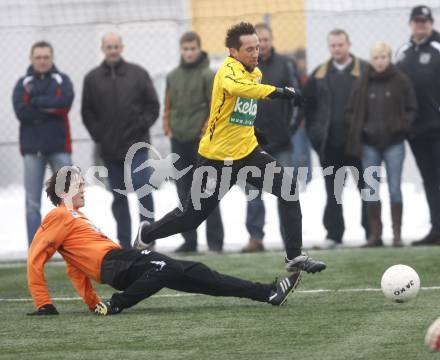 Fussball Testspiel. WAC/St. Andrae gegen SK Austria Kaernten. Matthias Dollinger (Austria Kaernten), Christopher Eneo (WAC/St. Andrae). St. Andrae, am 17.1.2009.
Foto: Kuess
---
pressefotos, pressefotografie, kuess, qs, qspictures, sport, bild, bilder, bilddatenbank