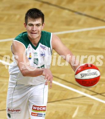 Basketball. Bundesliga. Woerthersee Piraten gegen UBSC Graz. Rasid Mahalbasic (Piraten). Klagenfurt, 22. 1. 2009.
Foto: Kuess 

---
pressefotos, pressefotografie, kuess, qs, qspictures, sport, bild, bilder, bilddatenbank