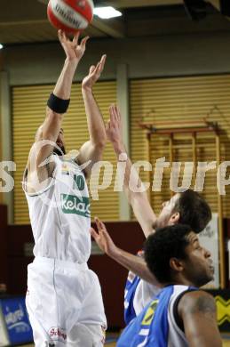 Basketball. Bundesliga. Woerthersee Piraten gegen UBSC Graz. Joachim Buggelsheim (Piraten). Klagenfurt, 22. 1. 2009.
Foto: Kuess 

---
pressefotos, pressefotografie, kuess, qs, qspictures, sport, bild, bilder, bilddatenbank