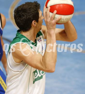 Basketball. Bundesliga. Woerthersee Piraten gegen UBSC Graz. Selmir Husanovic (Piraten). Klagenfurt, 22. 1. 2009.
Foto: Kuess 

---
pressefotos, pressefotografie, kuess, qs, qspictures, sport, bild, bilder, bilddatenbank