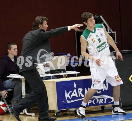 Basketball. Bundesliga. Woerthersee Piraten gegen UBSC Graz. Jack Leasure, Mathias Jan Fischer (Piraten). Klagenfurt, 22. 1. 2009.
Foto: Kuess 

---
pressefotos, pressefotografie, kuess, qs, qspictures, sport, bild, bilder, bilddatenbank