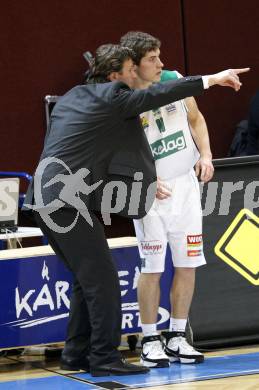 Basketball. Bundesliga. Woerthersee Piraten gegen UBSC Graz. Jack Leasure, Mathias Jan Fischer (Piraten). Klagenfurt, 22. 1. 2009.
Foto: Kuess 

---
pressefotos, pressefotografie, kuess, qs, qspictures, sport, bild, bilder, bilddatenbank