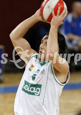 Basketball. Bundesliga. Woerthersee Piraten gegen UBSC Graz. Andreas Kuttnig (Piraten). Klagenfurt, 22. 1. 2009.
Foto: Kuess 

---
pressefotos, pressefotografie, kuess, qs, qspictures, sport, bild, bilder, bilddatenbank