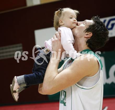 Basketball. Bundesliga. Woerthersee Piraten gegen UBSC Graz. Selmir Husanovic (Piraten). Klagenfurt, 22. 1. 2009.
Foto: Kuess 

---
pressefotos, pressefotografie, kuess, qs, qspictures, sport, bild, bilder, bilddatenbank