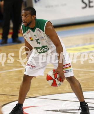 Basketball. Bundesliga. Woerthersee Piraten gegen UBSC Graz. Timothy Burnette (Piraten). Klagenfurt, 22. 1. 2009.
Foto: Kuess 

---
pressefotos, pressefotografie, kuess, qs, qspictures, sport, bild, bilder, bilddatenbank