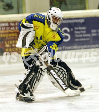 Eishockey CHL. 1. EHC Althofen gegen EC SV Spittal/Drau. Daniel Hoeller (Althofen). Althofen, am 24.1.2009.
Foto: Kuess
---
pressefotos, pressefotografie, kuess, qs, qspictures, sport, bild, bilder, bilddatenbank