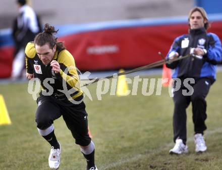 Fussball Trainingslager Austria Kaernten. Wolfgang Mair, Kotomisky. Lignano, am 26.1.2009.
Foto: Kuess
---
pressefotos, pressefotografie, kuess, qs, qspictures, sport, bild, bilder, bilddatenbank