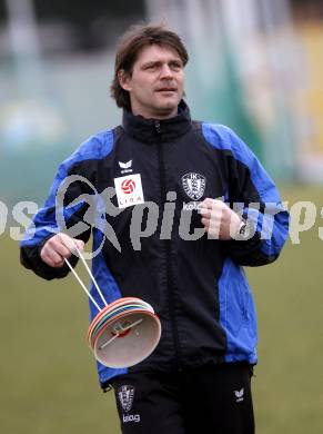 Fussball Trainingslager Austria Kaernten. Co-Trainer Hannes Reinmayr. Lignano, am 26.1.2009.
Foto: Kuess
---
pressefotos, pressefotografie, kuess, qs, qspictures, sport, bild, bilder, bilddatenbank