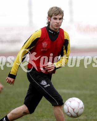 Fussball Trainingslager Austria Kaernten. Manuel Weber. Lignano, am 26.1.2009.
Foto: Kuess
---
pressefotos, pressefotografie, kuess, qs, qspictures, sport, bild, bilder, bilddatenbank