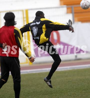 Fussball Trainingslager Austria Kaernten. Lignano, am 26.1.2009.
Foto: Kuess
---
pressefotos, pressefotografie, kuess, qs, qspictures, sport, bild, bilder, bilddatenbank