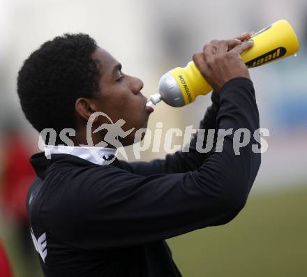 Fussball Trainingslager Austria Kaernten. Sandro. Lignano, am 26.1.2009.
Foto: Kuess
---
pressefotos, pressefotografie, kuess, qs, qspictures, sport, bild, bilder, bilddatenbank