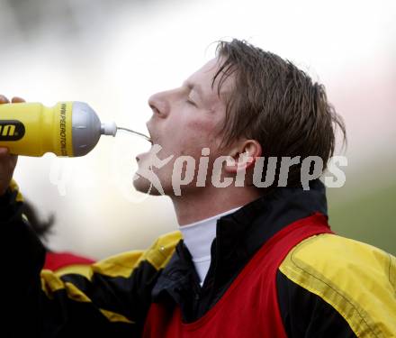 Fussball Trainingslager Austria Kaernten. Thomas Riedl. Lignano, am 26.1.2009.
Foto: Kuess
---
pressefotos, pressefotografie, kuess, qs, qspictures, sport, bild, bilder, bilddatenbank