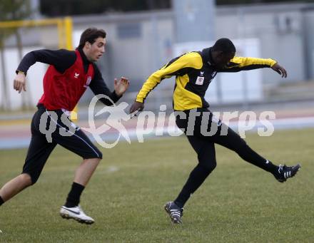 Fussball Trainingslager Austria Kaernten. Atdhe Nuhiu, Modou Jagne. Lignano, am 26.1.2009.
Foto: Kuess
---
pressefotos, pressefotografie, kuess, qs, qspictures, sport, bild, bilder, bilddatenbank