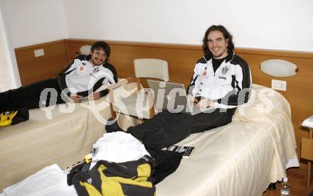 Fussball Trainingslager Austria Kaernten. Juergen Pichorner, Wolfgang Mair. Lignano, am 26.1.2009.
Foto: Kuess
---
pressefotos, pressefotografie, kuess, qs, qspictures, sport, bild, bilder, bilddatenbank