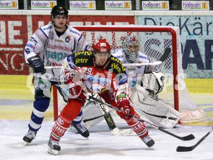 EBEL. Eishockey Bundesliga. EC KAC gegen Alba Volan SC Szekesfehervar.  Christoph Brandner (KAC). Nick Martens, Zoltan Hetenyi (Alba Volan).  Klagenfurt, am 29.1.2009.
Foto: Kuess 

---
pressefotos, pressefotografie, kuess, qs, qspictures, sport, bild, bilder, bilddatenbank