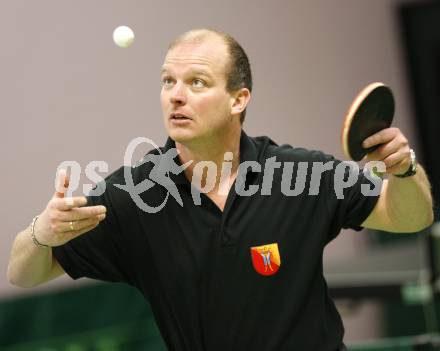 Tischtennisclub Landskron. Kaerntner Liga. Gernot Handler. Landskron, am 30.1.2009.
Foto: Kuess
---
pressefotos, pressefotografie, kuess, qs, qspictures, sport, bild, bilder, bilddatenbank