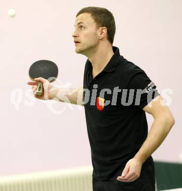 Tischtennisclub Landskron. Kaerntner Liga. Markus Straub. Landskron, am 30.1.2009.
Foto: Kuess
---
pressefotos, pressefotografie, kuess, qs, qspictures, sport, bild, bilder, bilddatenbank